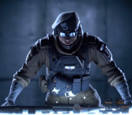 Zofia - R6 Operator Guide | Rainbow Six Siege Center